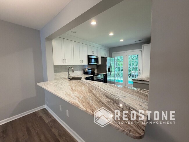 Building Photo - 6489 Bellcross Trl