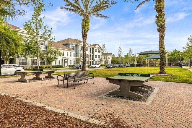 Building Photo - 9739 Meadow Field Cir