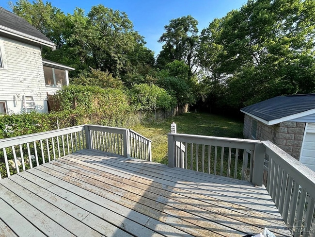 Building Photo - Hidden Gem on a Quiet No-Outlet Street – Move-In Ready 3BR with Garage & Deck Near I-75