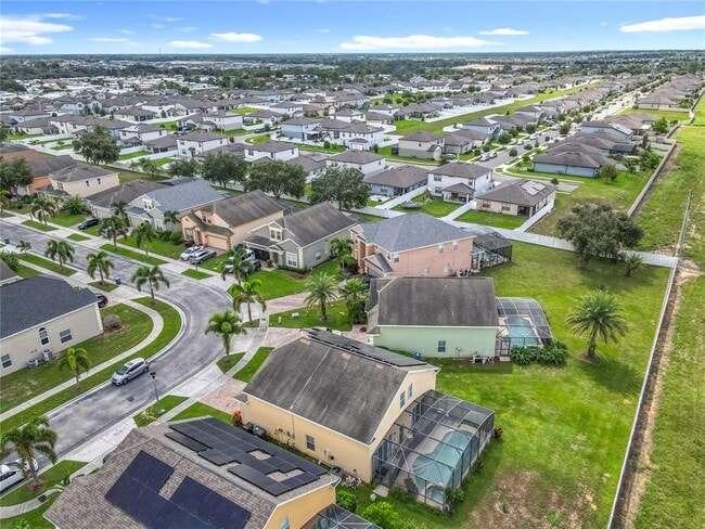 Building Photo - 334 Cadiz Loop