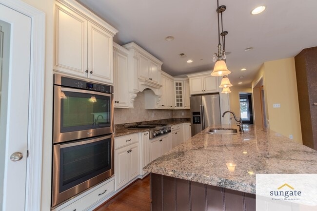 Building Photo - 11227 Terrace Ln