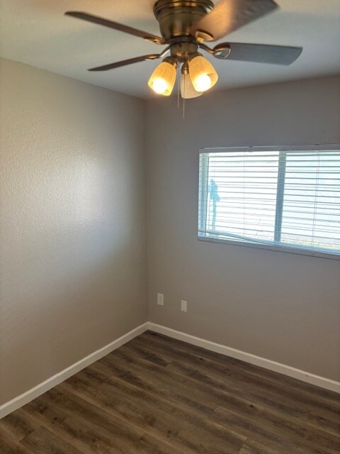Building Photo - 325 Wolf Mountain Ln
