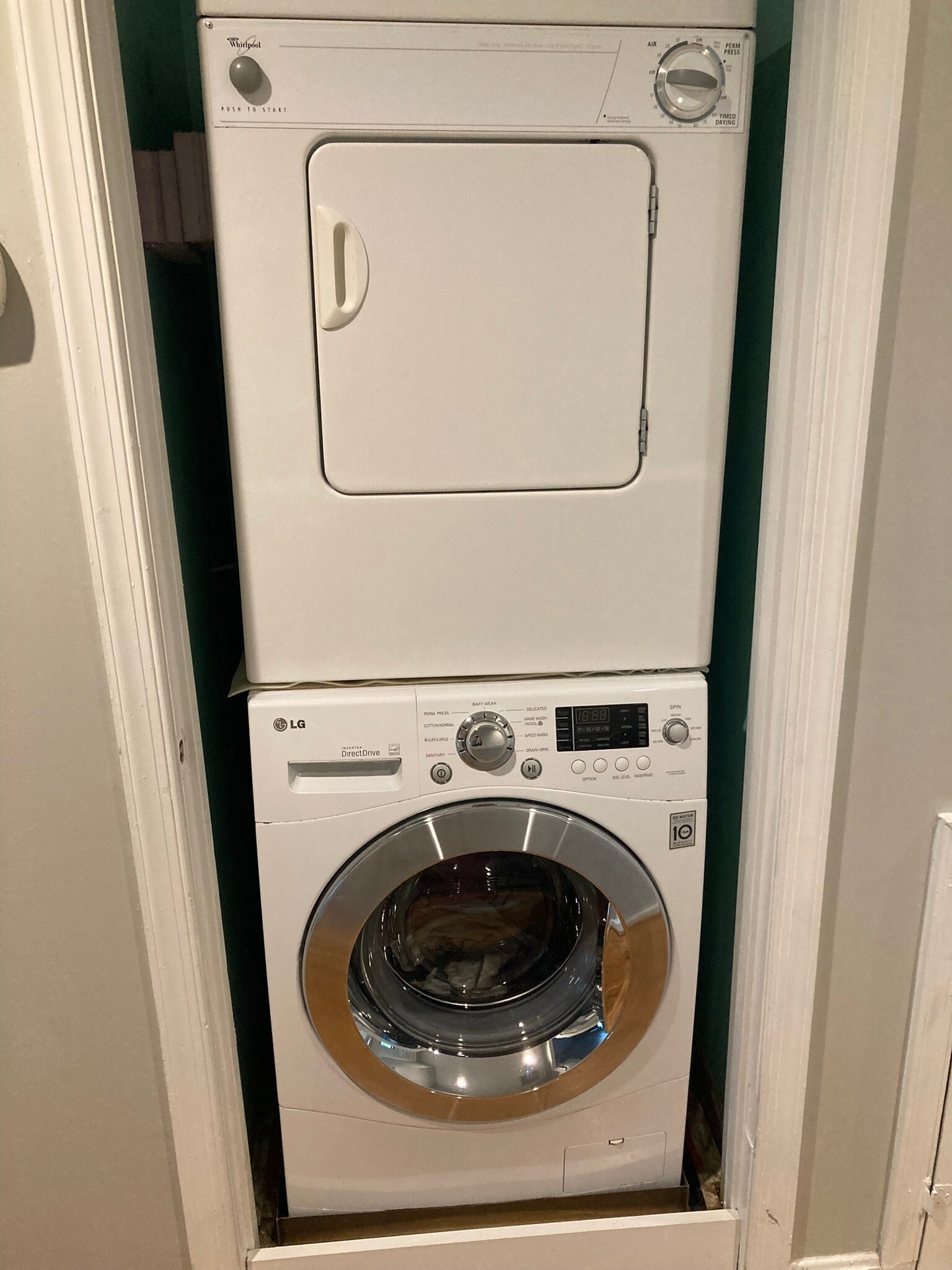 2nd Floor Laundry - 1528 Marion St NW