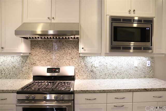 Building Photo - 112 Firefly