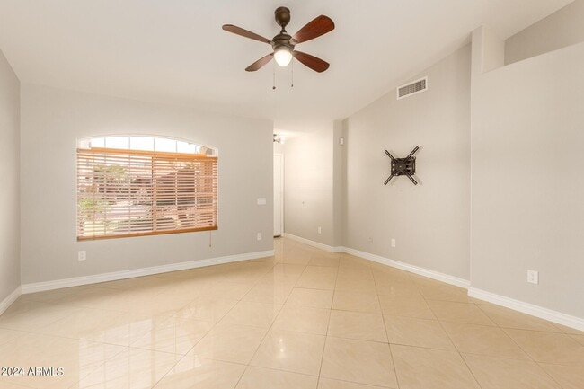 Building Photo - 3212 E Oraibi Dr