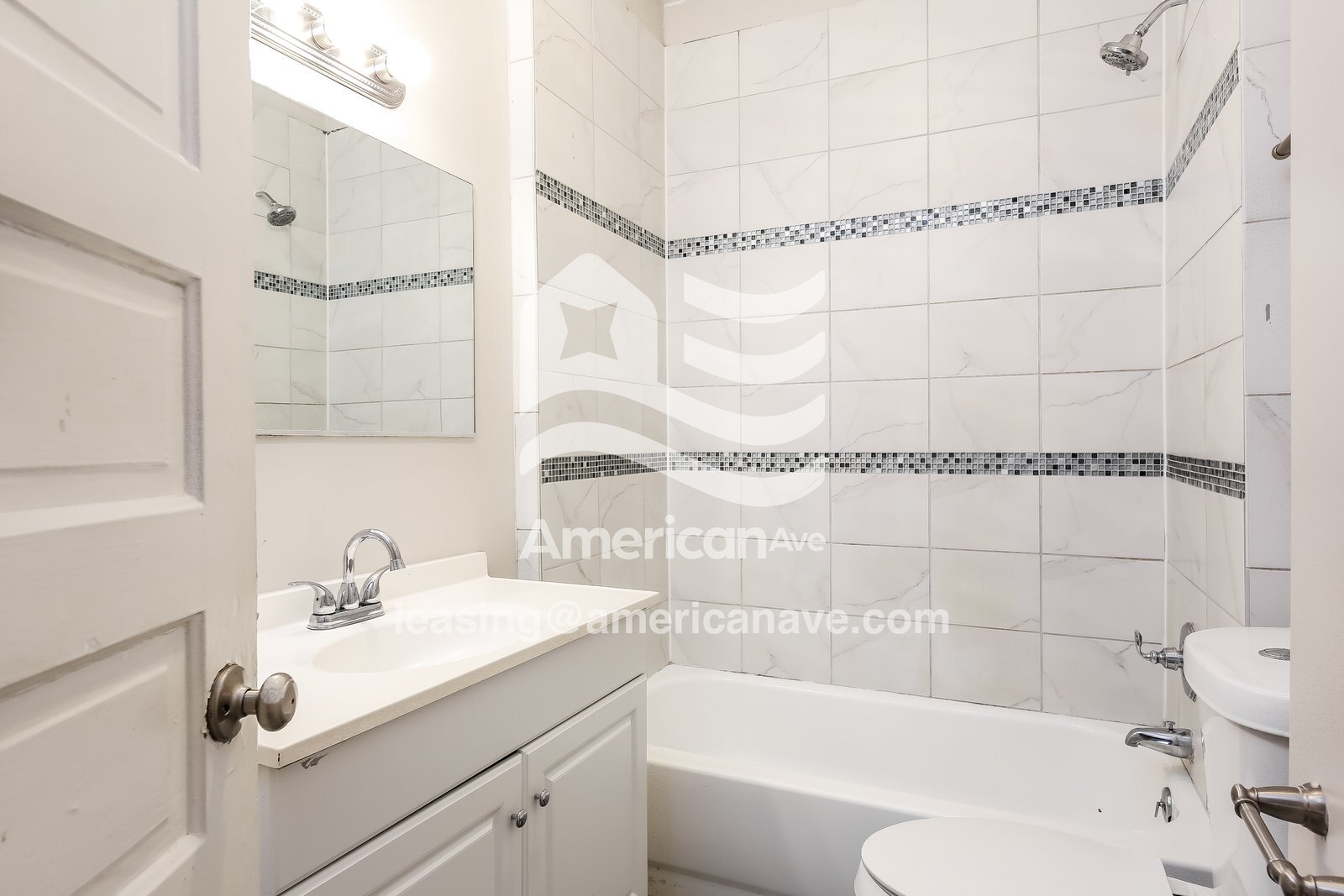 Building Photo - 213 S 7th St