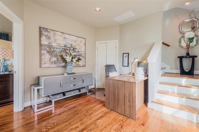 Building Photo - 1333 St Joseph St