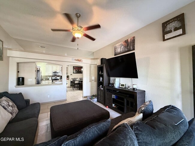 Building Photo - 3856 Loma Cortez Dr
