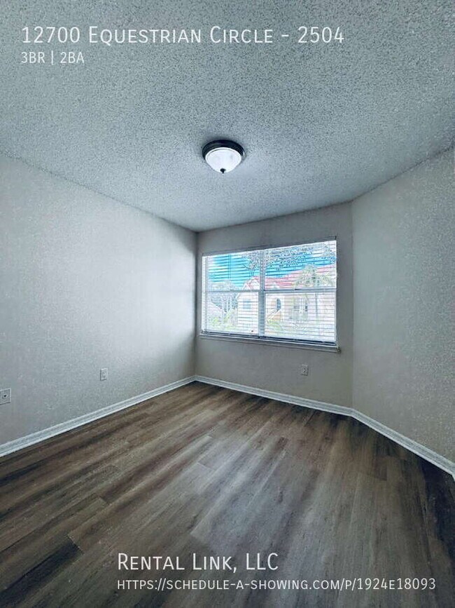 Building Photo - 12700 Equestrian Cir