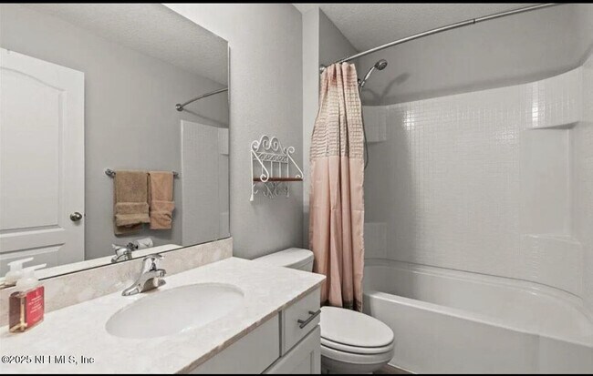 Building Photo - 1245 Castle Trail Dr