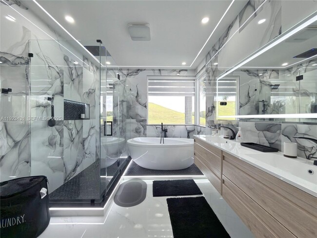 Building Photo - 10098 NW 74th Terrace