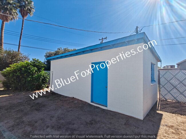 Building Photo - 3240 E Halcyon Pl