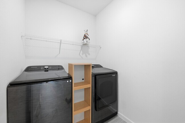 Building Photo - 85645 Stonehurst Pkwy