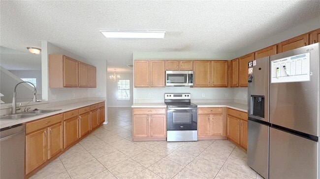 Building Photo - 831 Horseshoe Falls Dr