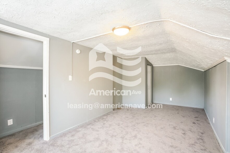 Building Photo - 1838 E Calvert St