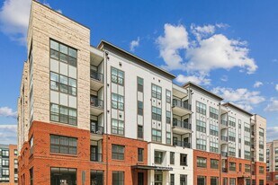 Building Photo - 106 Saint Ives Pl