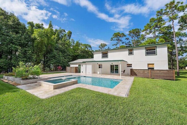 Building Photo - 11828 171st Ln N