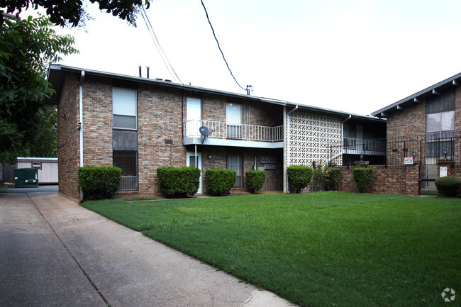 Primary Photo - The Embassy Apartments