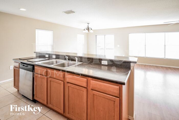Building Photo - 4420 Starlight Pointe Dr