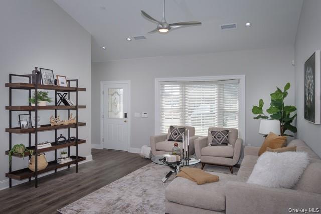 Building Photo - 68 Sunlight Walk