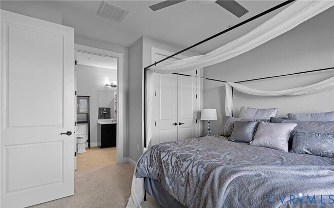 Building Photo - 444 W 6th St