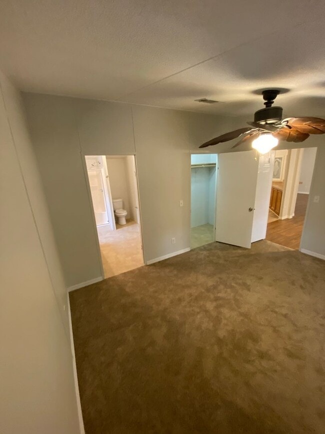 Building Photo - 3x2 Home with Great Schools!