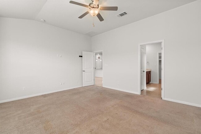 Building Photo - 2124 Hat Bender Lp