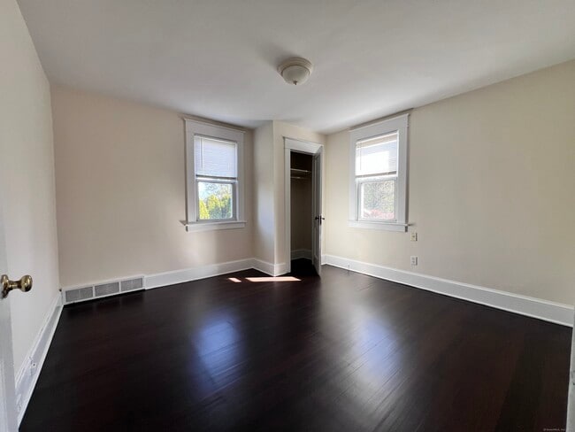 Building Photo - 36 Treadwell Ave