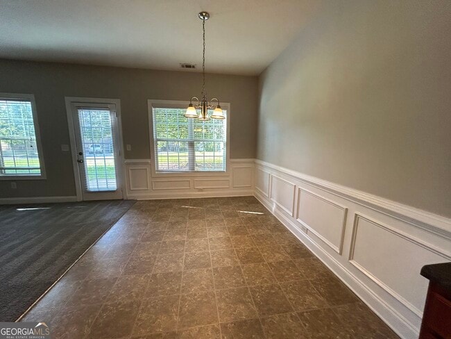 Building Photo - 5281 Apple Grove Rd NE