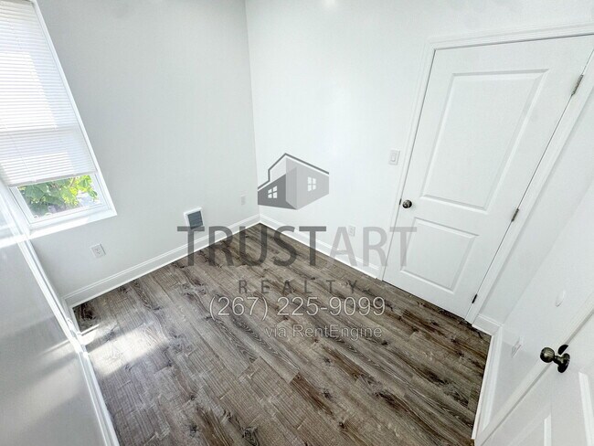 Building Photo - 2507 N 19th St
