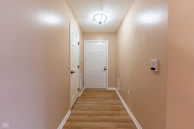 Building Photo - 232 Legends Creek Pl