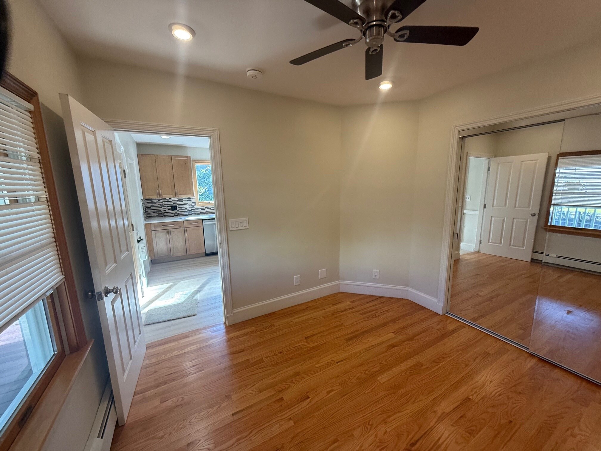 Building Photo - 48 Shannon St