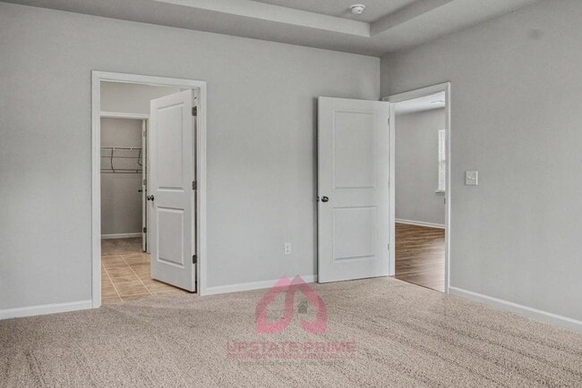 Building Photo - 378 Highline Trl