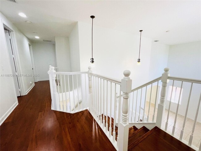 Building Photo - 7636 SW 193rd Ln