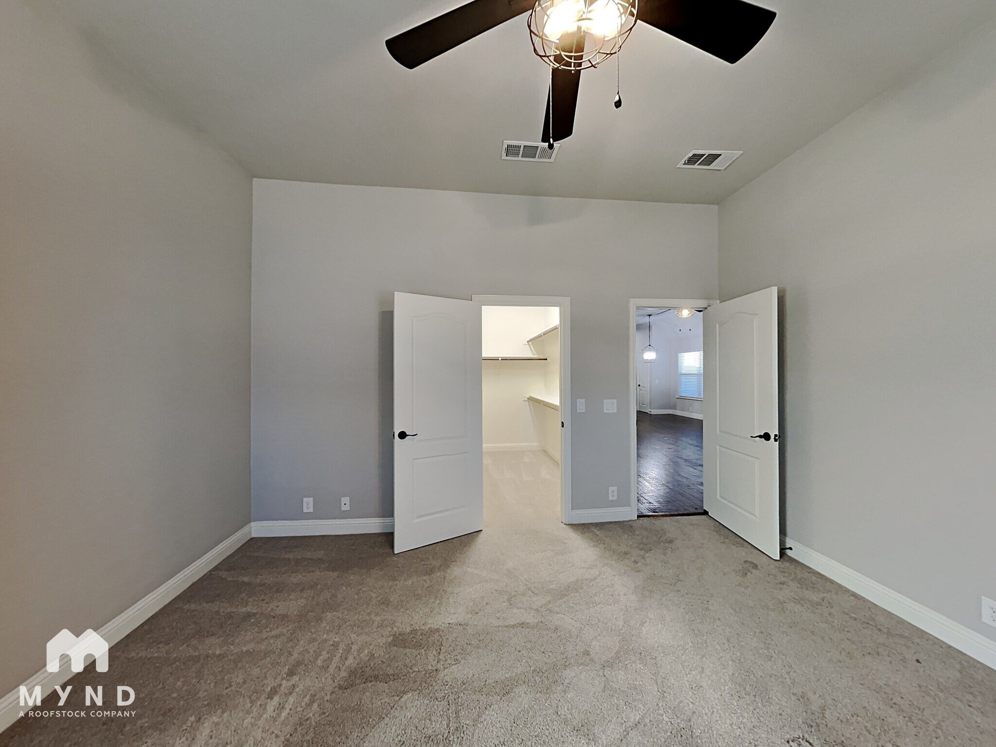 Building Photo - 4424 Oak Bluff Dr