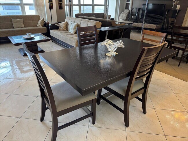 Building Photo - 3750 Galt Ocean Dr