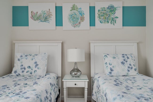 Building Photo - 1580 Tempo Ln