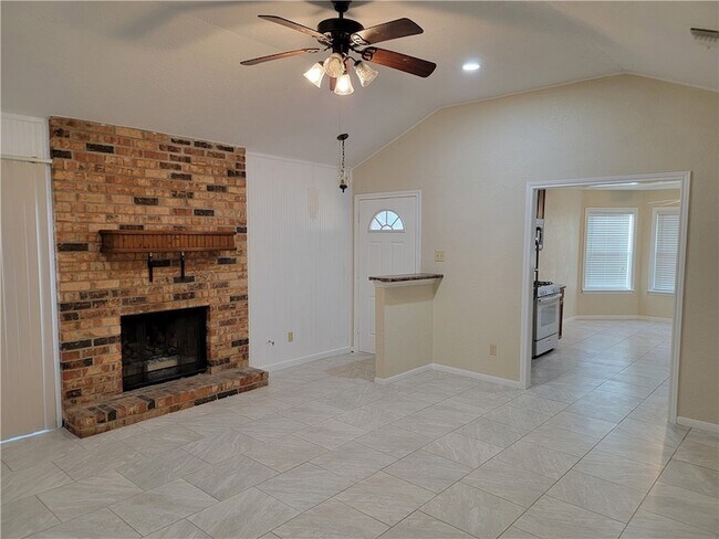 Building Photo - 4011 Windswept Dr