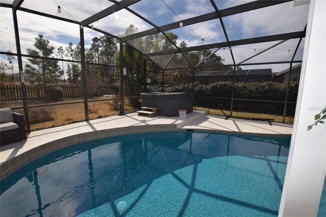 Building Photo - 7748 Indian Ridge Trail S