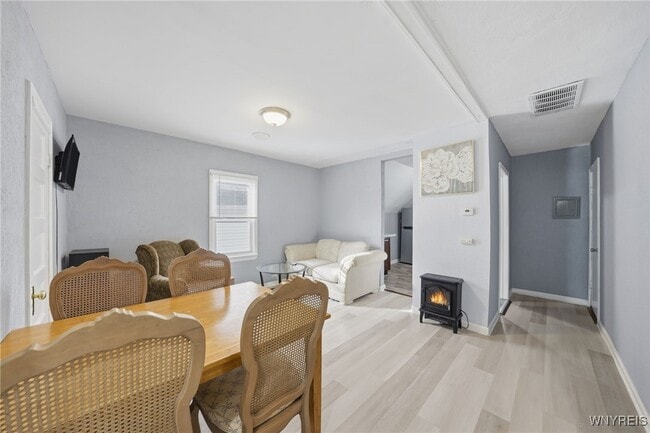 Building Photo - 214 58th St