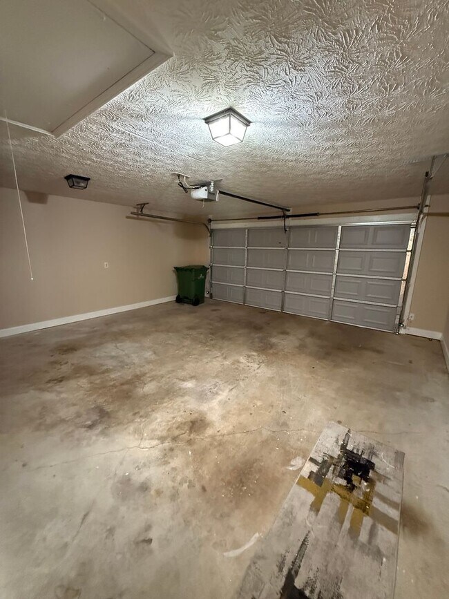 Building Photo - 9400 Colleton Ct