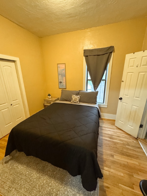 Building Photo - 1603 Elm Ave