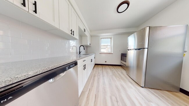 Building Photo - Parma - Ridgewood Lofts - 1 bedroom unit.
