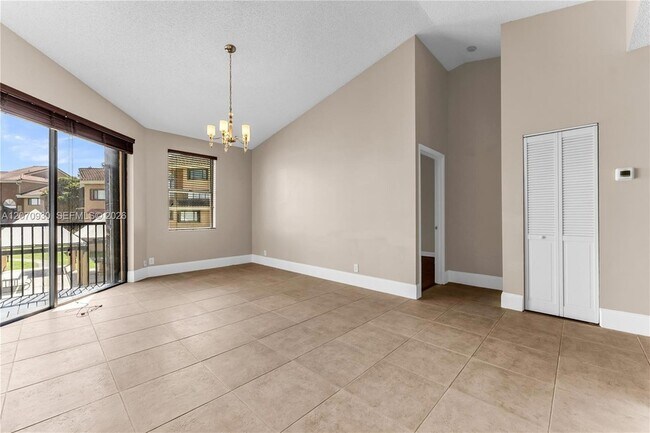 Building Photo - 15563 Miami Lakeway N