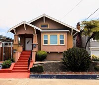 Building Photo - Market St. Duplex