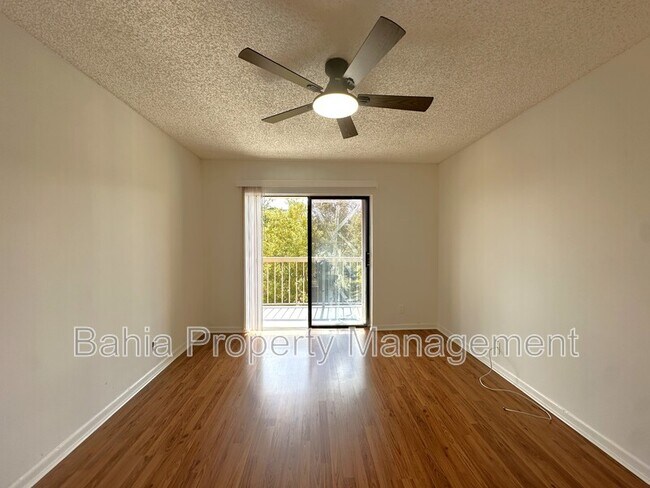 Building Photo - 8160 Geneva Ct