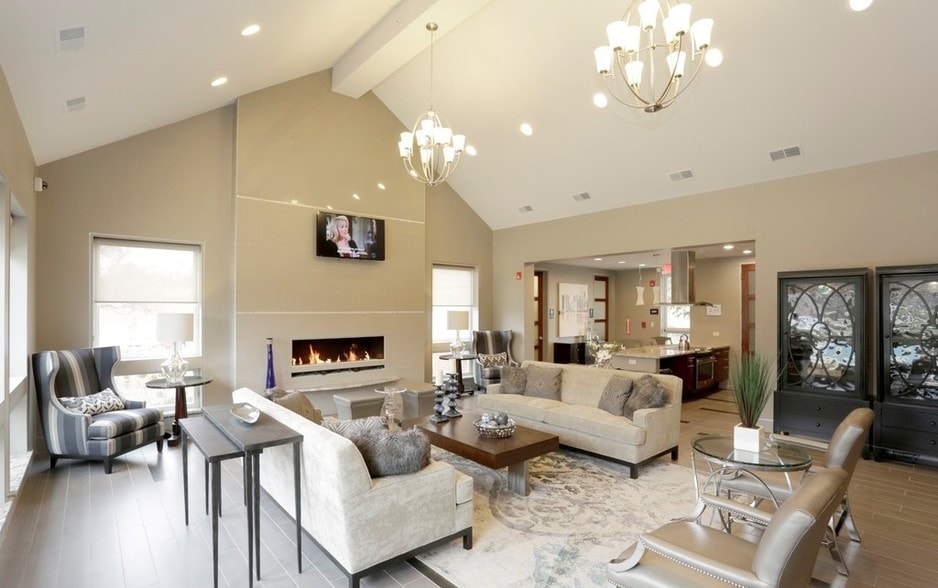 Wilshire Towers Apartments 201207 Regency Dr Bloomingdale IL 60108