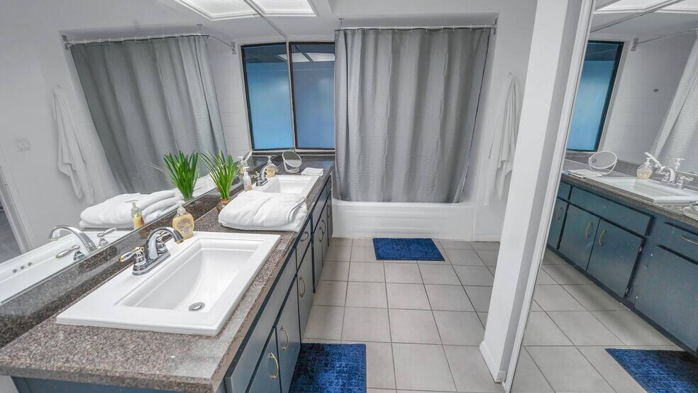 Building Photo - 6040 River Trace Rd