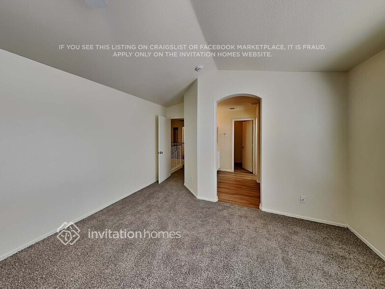 Building Photo - 8557 W Monte Vista Rd