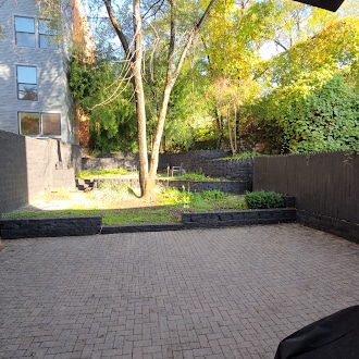 Building Photo - 322 Mulberry St